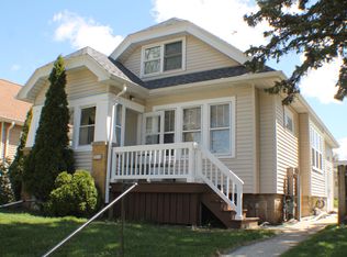 3018 S 93rd St, Milwaukee, WI 53227
