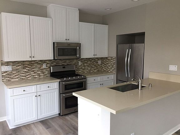 2nd image of 414 S Cleveland St #108
