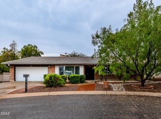 6840 E Hawthorne Cir, Tucson, AZ 85710