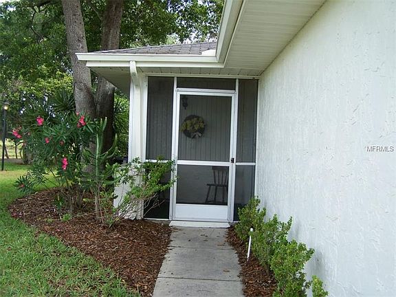 2nd image of 1903 Canterbury Ln #B-3