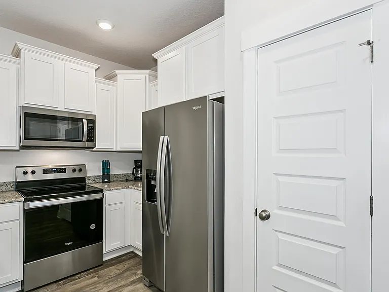 1535 Iroquois Ct — Photo 8