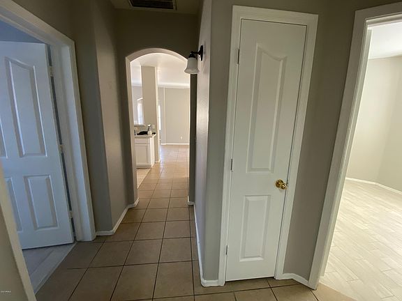 4th image of 8519 W Sonora St
