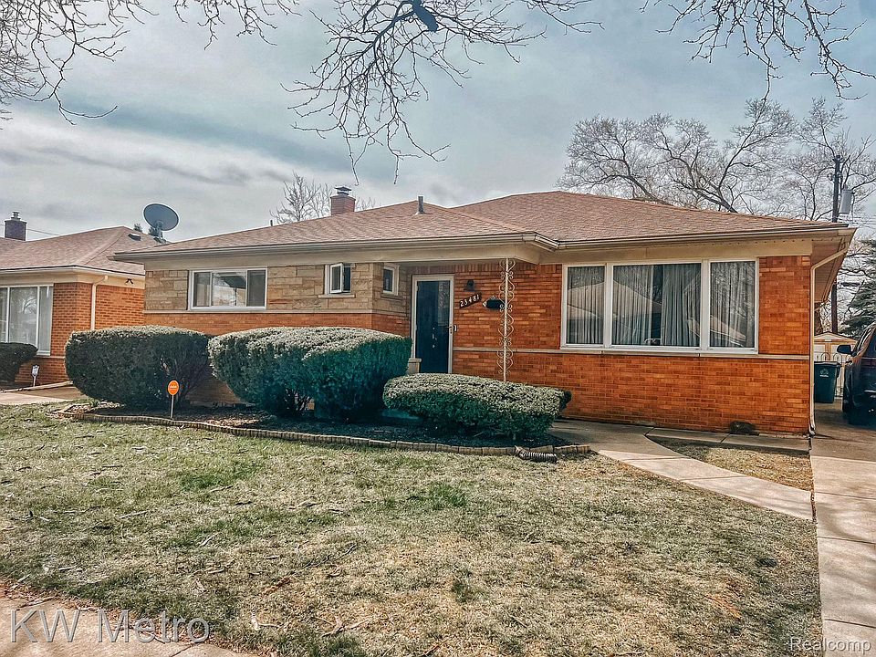 1st image of 23481 Wildwood St