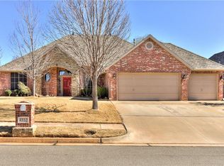 4332 Gallant Fox Dr, Edmond, OK 73025