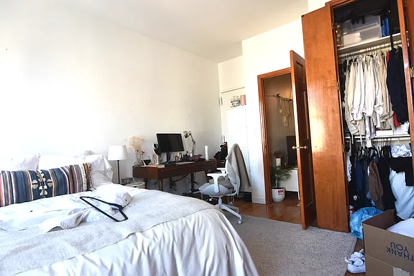 Rented by The Agency | media 17