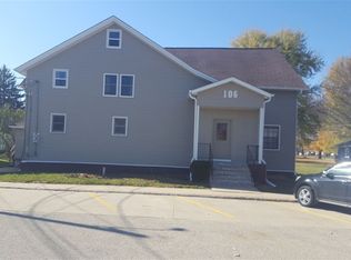106 Mechanic St, Fayette, IA 52142