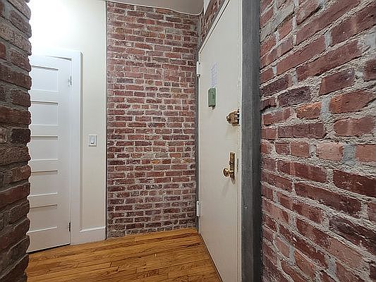 2nd image of 147 W 230th St #1K