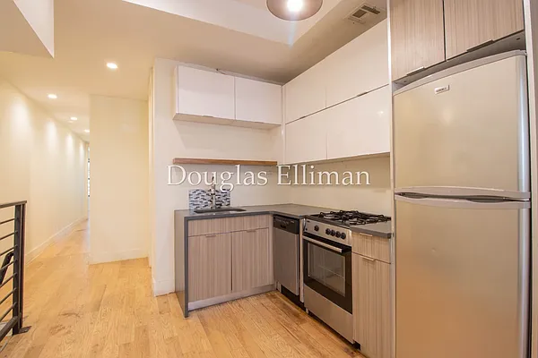 Rented by Douglas Elliman | media 13