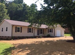 3913 Enterprise Rd, Lexington, NC 27295