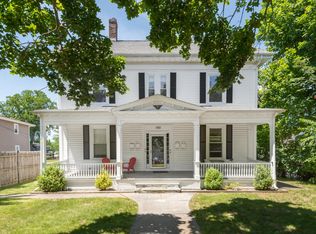 100 Greenleaf St #2, Quincy, MA 02169