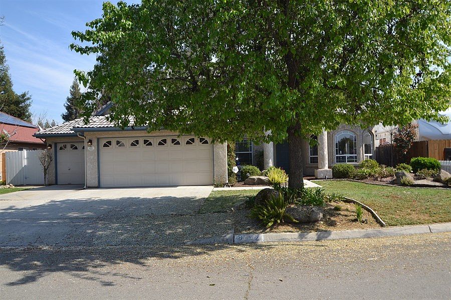 1st image of 8292 N Classics Ave