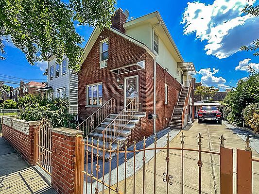 2nd image of 71-16 Ditmars Blvd #1