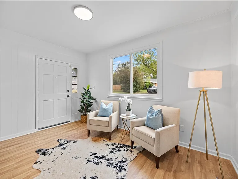 3437 Apache Dr — Photo 4