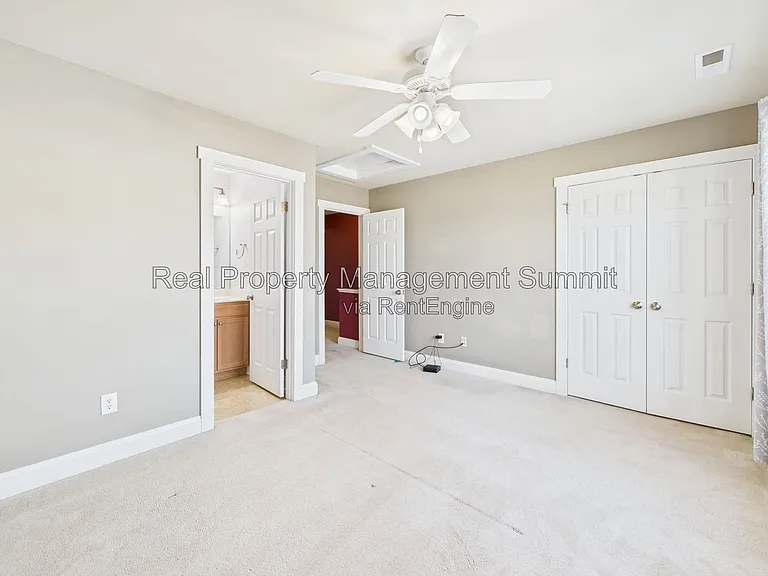 350 Marquette Ct — Photo 20