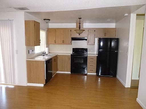 2nd image of 345 Shoveller Dr