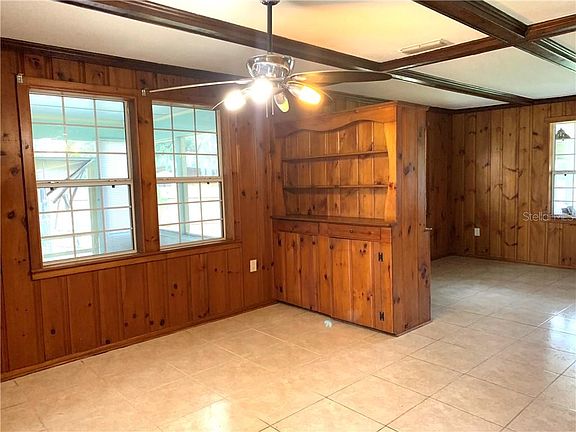 3rd image of 1013 Lake Jessamine Dr