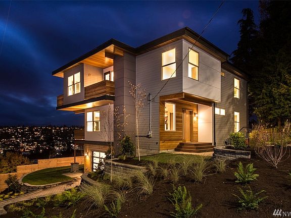 4th image of 2601 12th Ave W