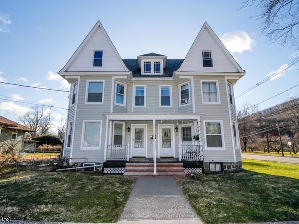 24 Baker Ave
