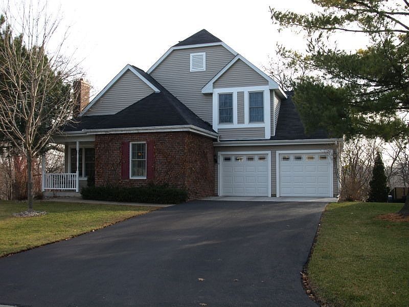 8918 Pine Bluff Court