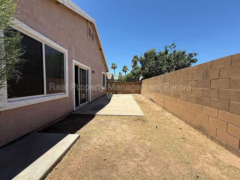 8720 E Knowles Ave — Photo 21