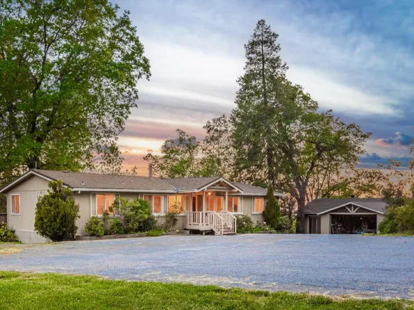 5180 Silent Meadow Ln, Georgetown, CA 95634
