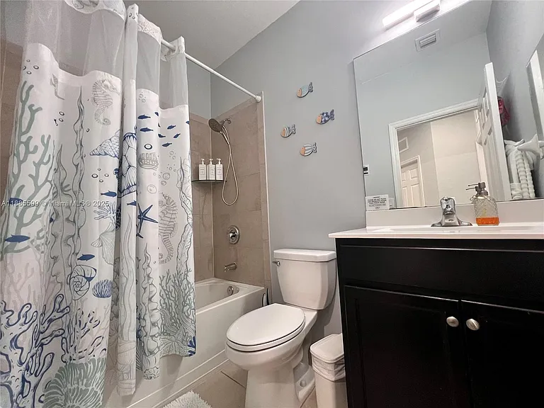159 SE 34th Ave — Photo 16