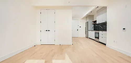 260 Gold St Photo 1