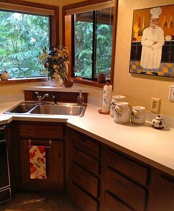 3rd image of 541 E Twanoh Falls Dr