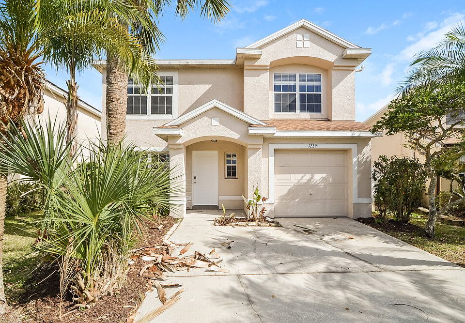 1st image of 1239 Heather Lake Dr