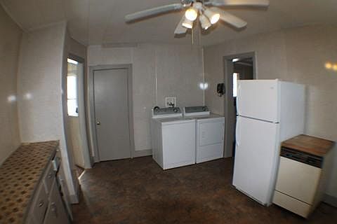 2nd image of 18 Beaver St