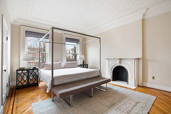 Rented by Compass | media 29