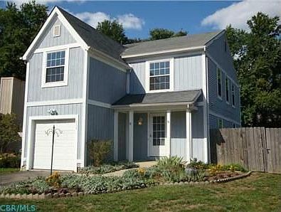 1st image of 316 Halsbury Cir