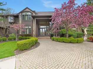 461 Berwick Cir, Aurora, OH 44202