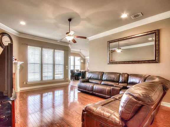 5th image of 209 Cold Harbor Ct