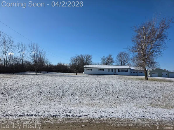 6950 Lepage Dr, Brown City, MI 48416