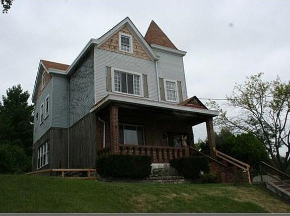 2nd image of 1028 Regina Ave