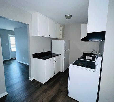 5th image of 3432 Wichita Pl #H