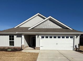 206 Rim Rock Cir, Huntsville, AL 35810