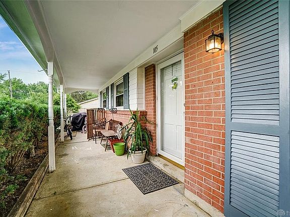 4th image of 105 McCraw Dr