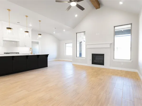 10317 SW 56th St, Mustang, OK 73064