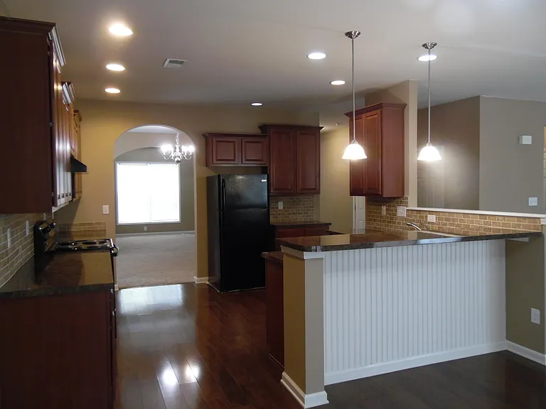541 Bulrush Trce — Photo 3