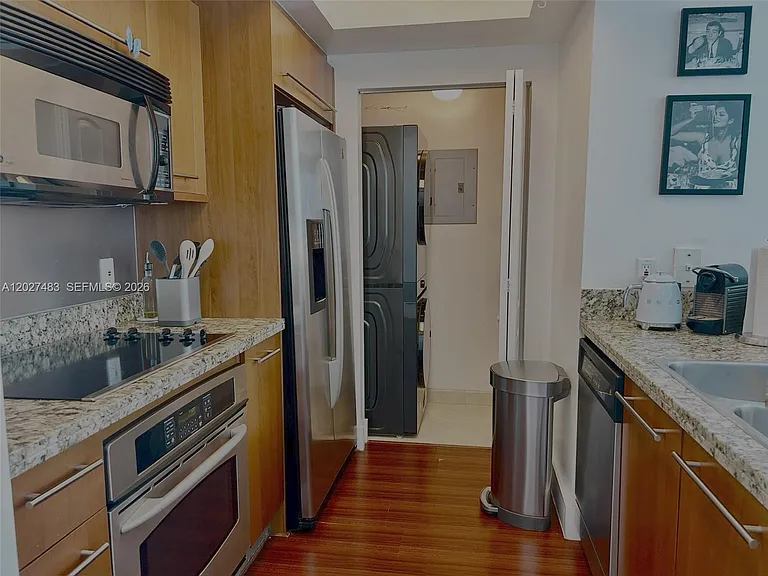 110 Washington Ave #2512 — Photo 3