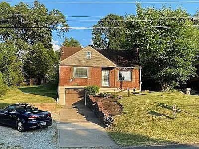 195 McMurray Rd photo 1
