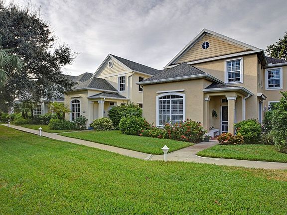 3rd image of 8754 Windy Oaks Ct #36