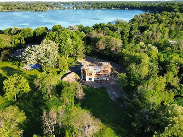 185 Landmark Dr, Long Lake, MN 55356