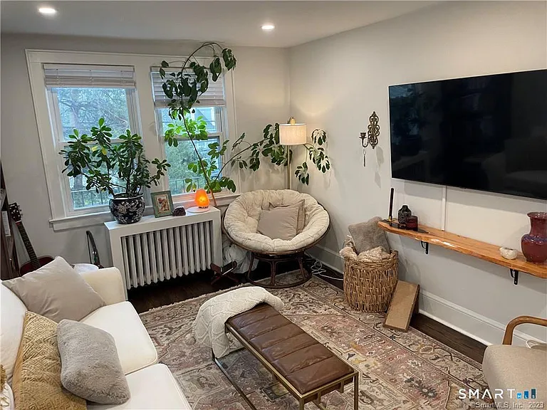 60 Weaver St — Photo 8
