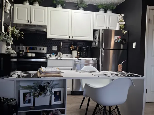 10211 Ura Ln APT 10-105, Thornton, CO 80260