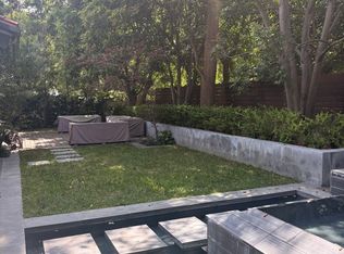 9908 Lancer Ct, Beverly Hills, CA 90210