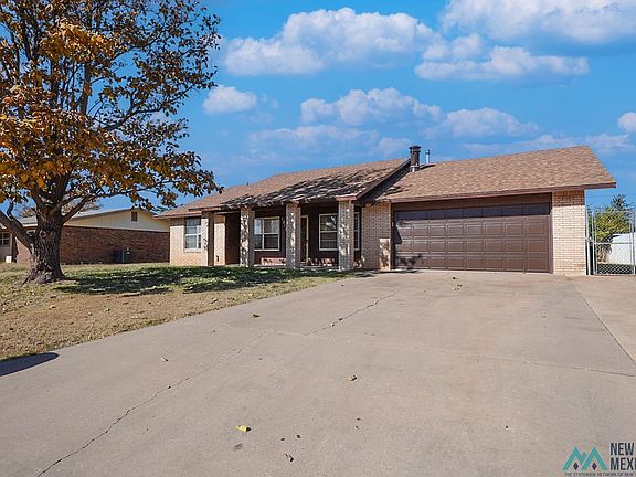 3rd image of 1216 Sandia Dr