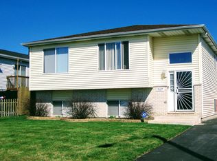 2127 Dugdale Rd, North Chicago, IL 60064